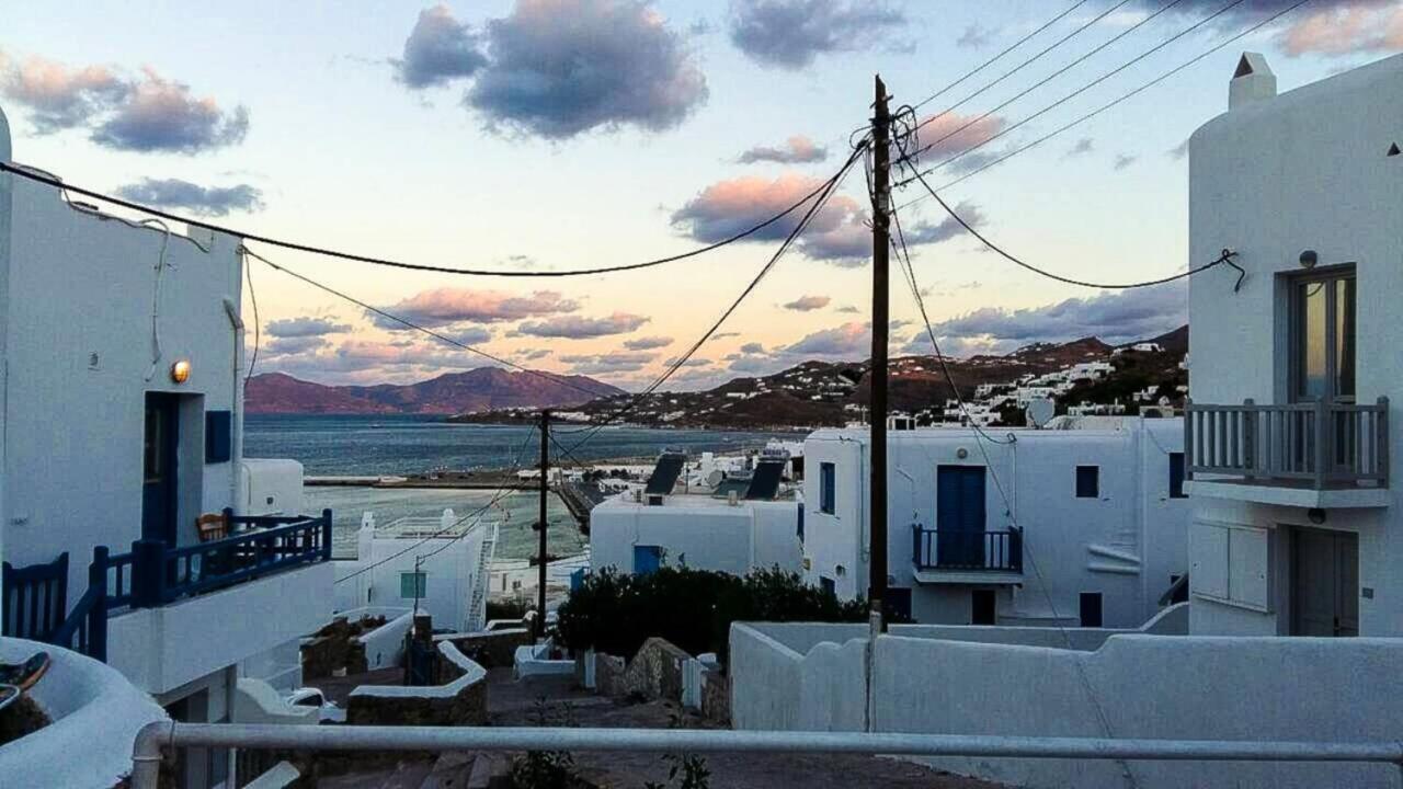 Traditional Split Level House In Mykonos Town Villa Exterior photo